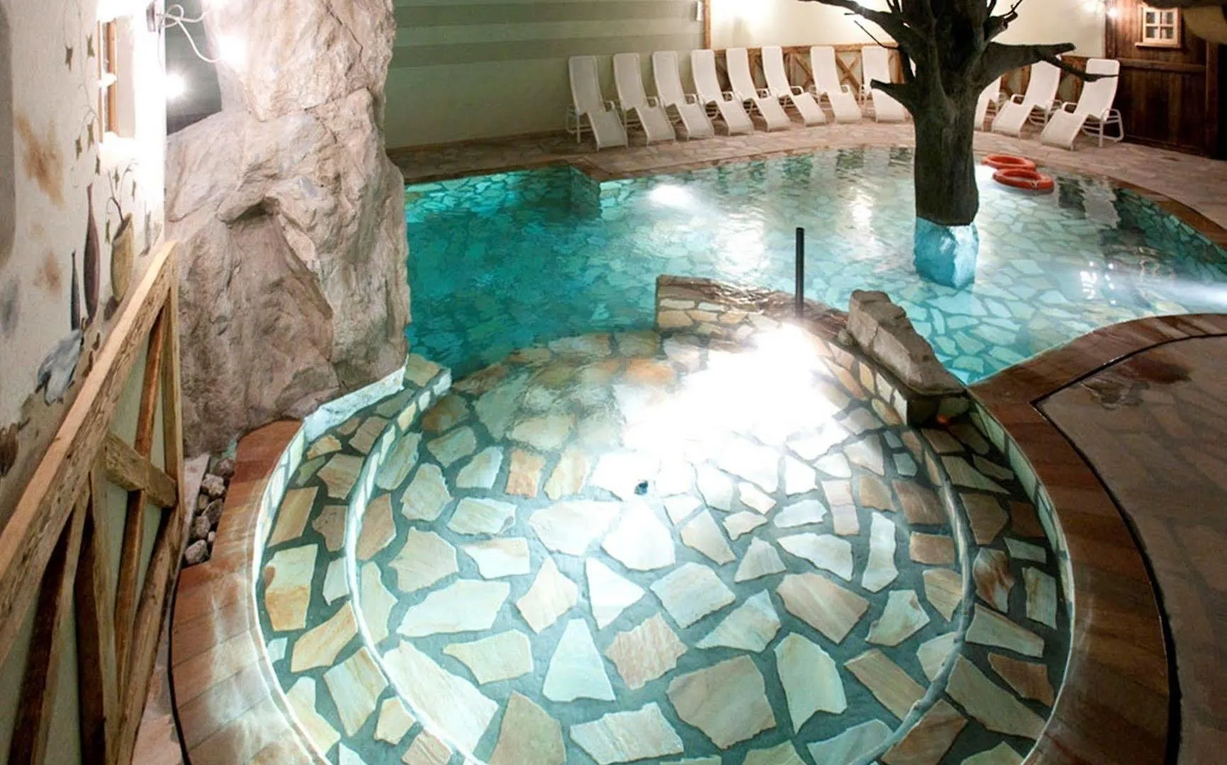 Grand Hotel Paradiso Passo del Tonale 5*,